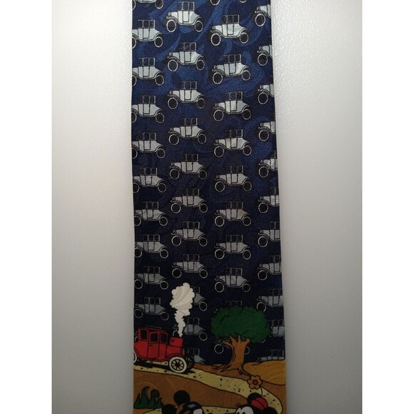 Mickey & Minnie Mouse Mickey Unlimited Disney Men's Tie Navy 56" long 4" wide - Picture 6 of 7